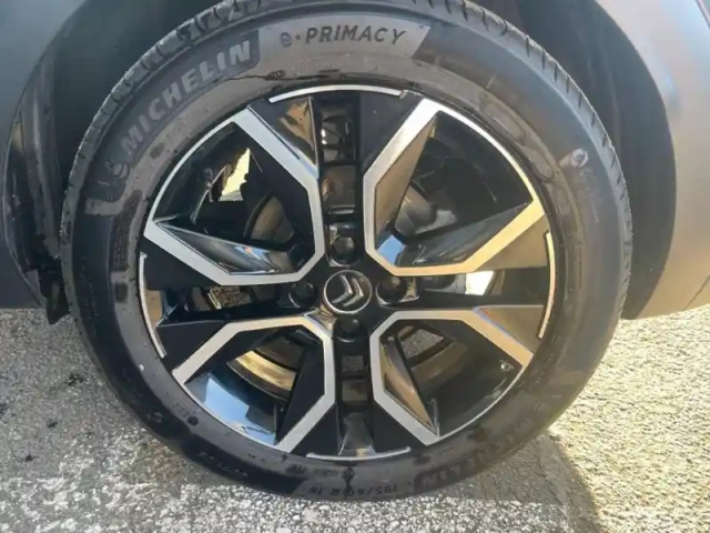 Citroën C4 moteur électrique 136ch (100 kw) shine automatique — photo 11