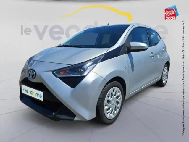 Toyota Aygo 1.0 vvt-i 72ch x-play 5p my20 — photo 1