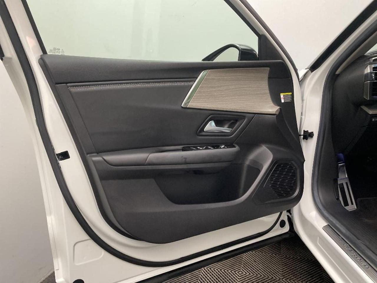 Citroën C5 X hybride rechargeable 225 s&s e-eat8 shine pack — photo 24