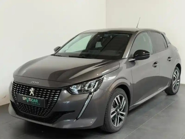 Peugeot 208 1.2 100 s&amp;s style eat8 — photo 1