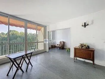 Appartement 5 pièces 77 m²