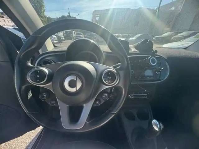 Smart Fortwo base 52 kw (453.442) — photo 18