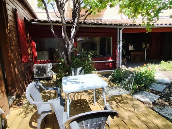 [RARE & ATYPIQUE] T4 Rénové & Meublé avec Jardin 64 m² - Bd Talabot (Face d'Alzon)