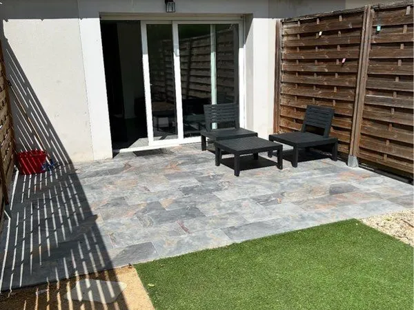 F1 rez de jardin