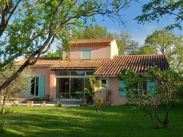 MAISON 6 pièces Taillades (84300) 137 m2 , 439 500