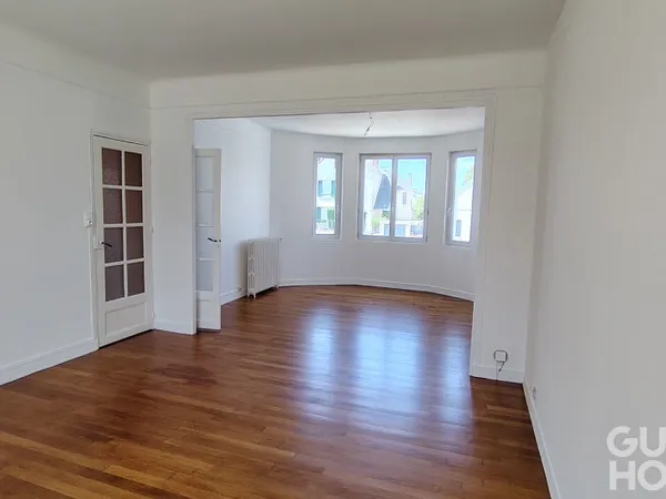 Maison 5 pièces (117 m²) en location à CHATEAUDUN