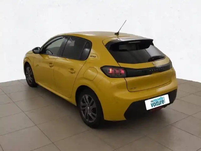 Peugeot 208 puretech 75 s&amp;s bvm5 — photo 7