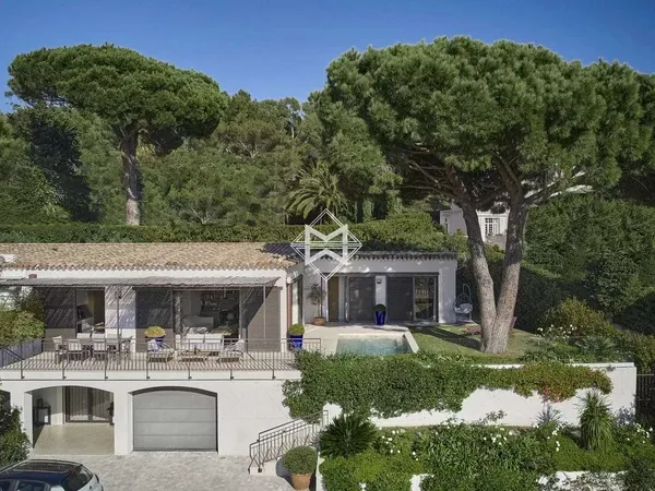 Maison 5 pièces 200 m²