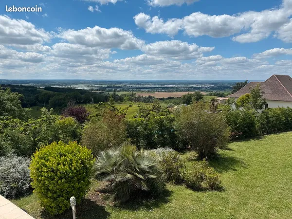 Grande villa entièrement rénovée sur la colline résidentielle du FAU à Montauban