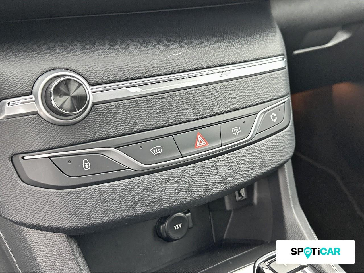 Peugeot 308 sw 1.2 puretech 130ch s&s allure pack eat8 — photo 15