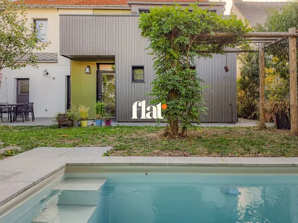 Nantes - Maison familiale de 154 m2, 5 chambres, piscine et garage