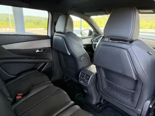 Peugeot 5008 ii puretech 130 s&amp;s gt — photo 31