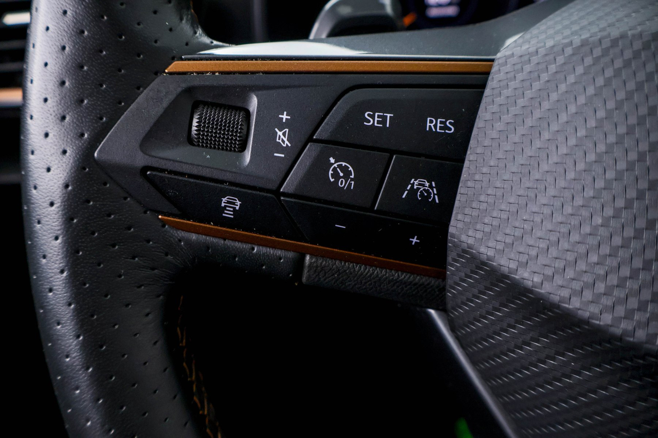 Cupra FORMENTOR — photo 20