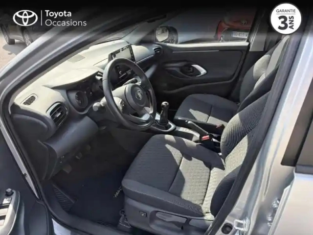 Toyota Yaris 70 vvt-i design 5p my22 — photo 11
