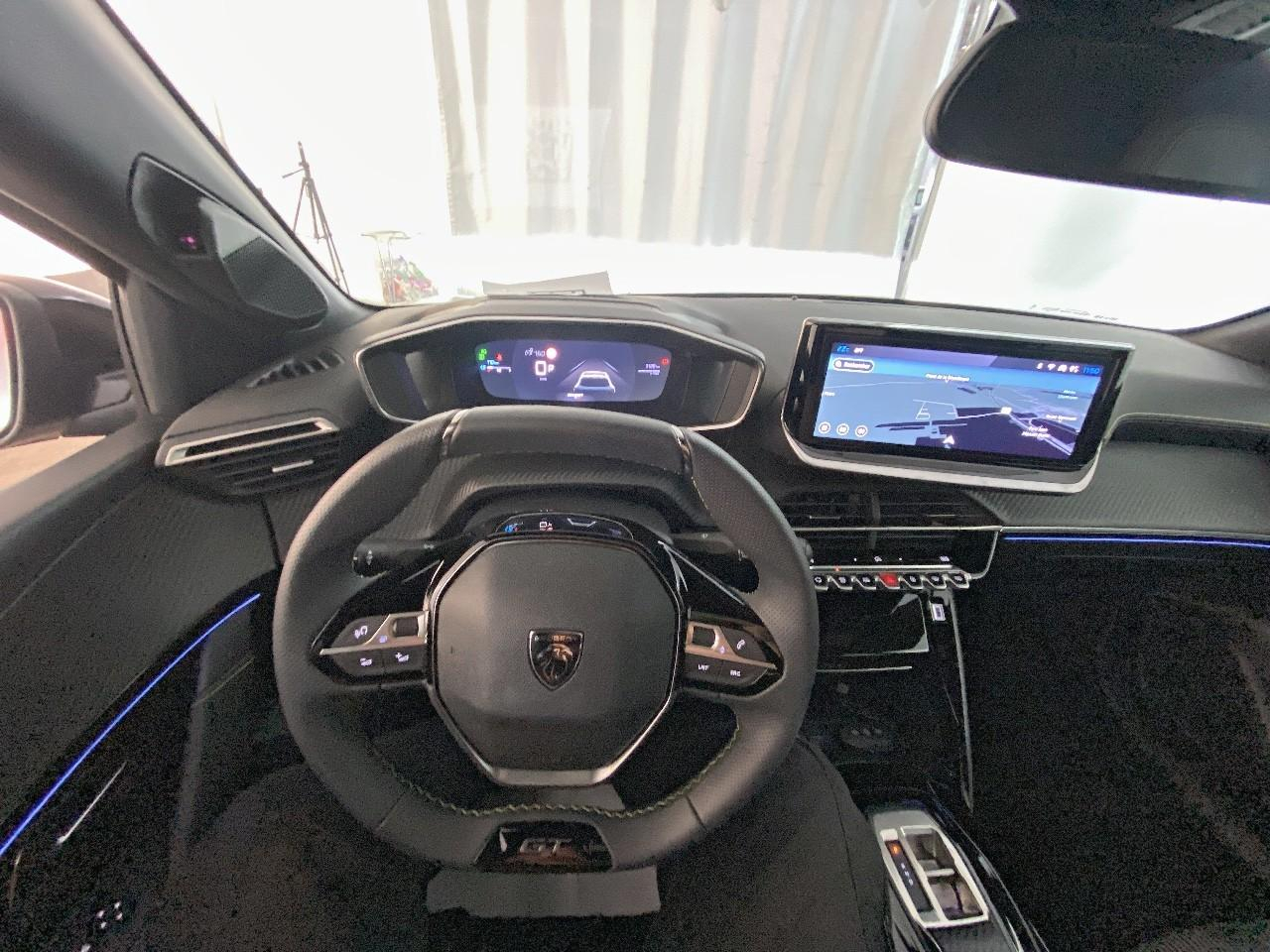 Peugeot 208 hybrid 145 ch e-dcs6 gt — photo 12