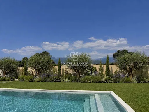 Villa 5 pièces 177 m²