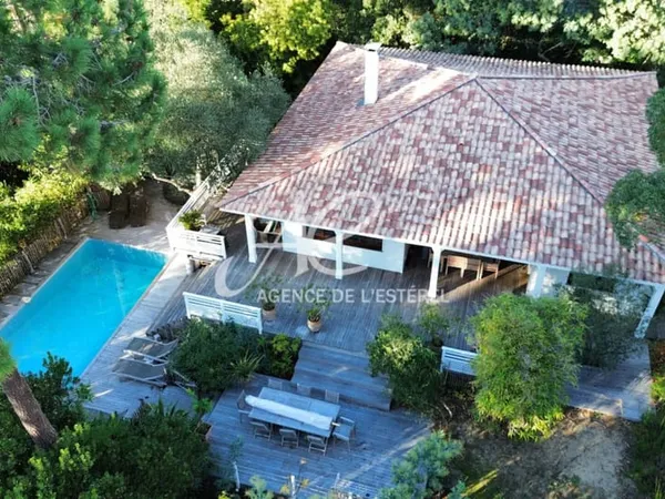 Villa ferret capienne au Canon.