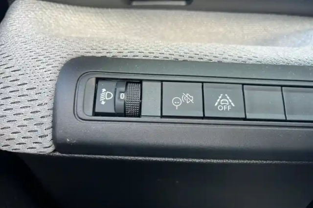 Citroën C3 Aircross hybride 136 ch aut — photo 16