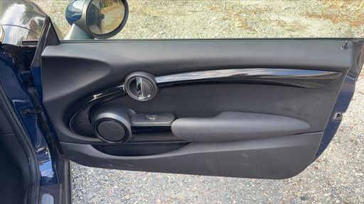 Mini Mini Cabriolet 1.5 ONE 102 - Heddon Street – 2018 – 45091 km – Essence – Boîte Manuelle — photo 21
