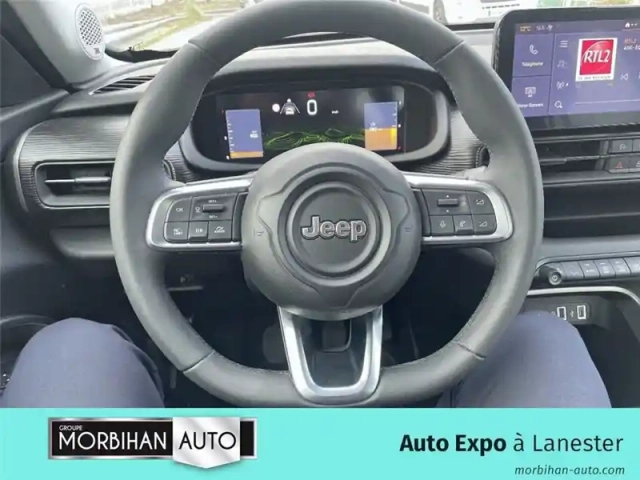 Jeep Avenger 1.2 turbo t3 100 ch — photo 12