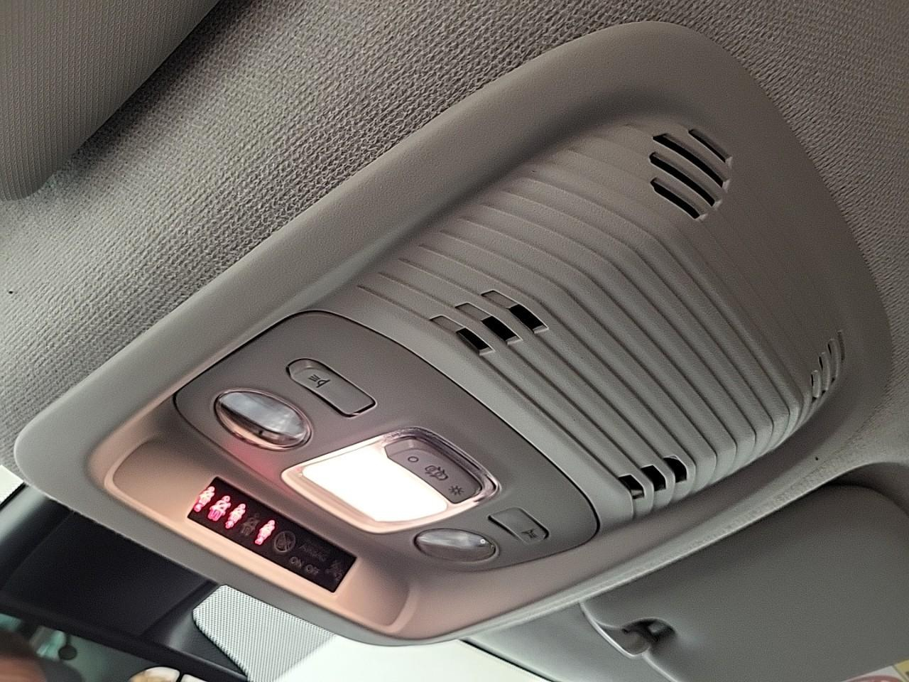 Citroën C3 Aircross puretech 130 s&s eat6 shine pack — photo 24