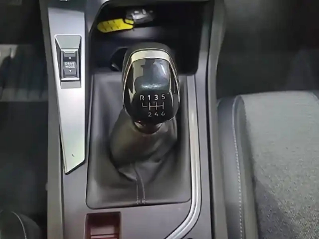 Peugeot 308 bluehdi 130ch s&amp;s bvm6 — photo 27