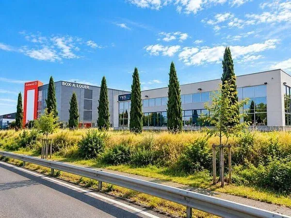 Bureaux 640 m²