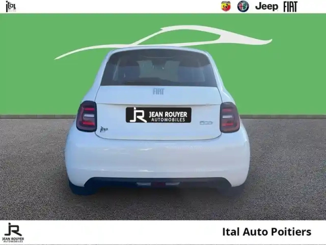 Fiat 500 e 95ch action plus — photo 20