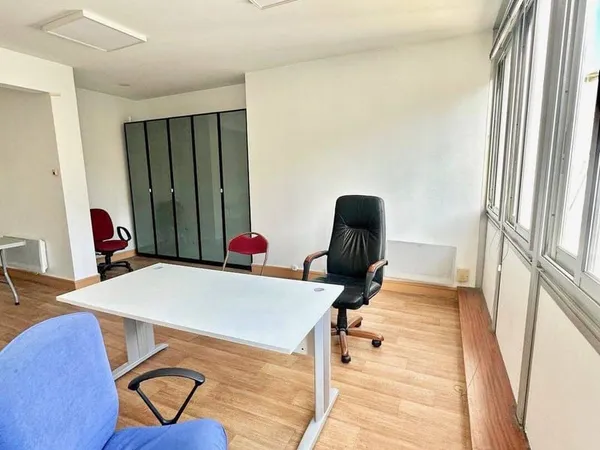 Bureaux 48 m²