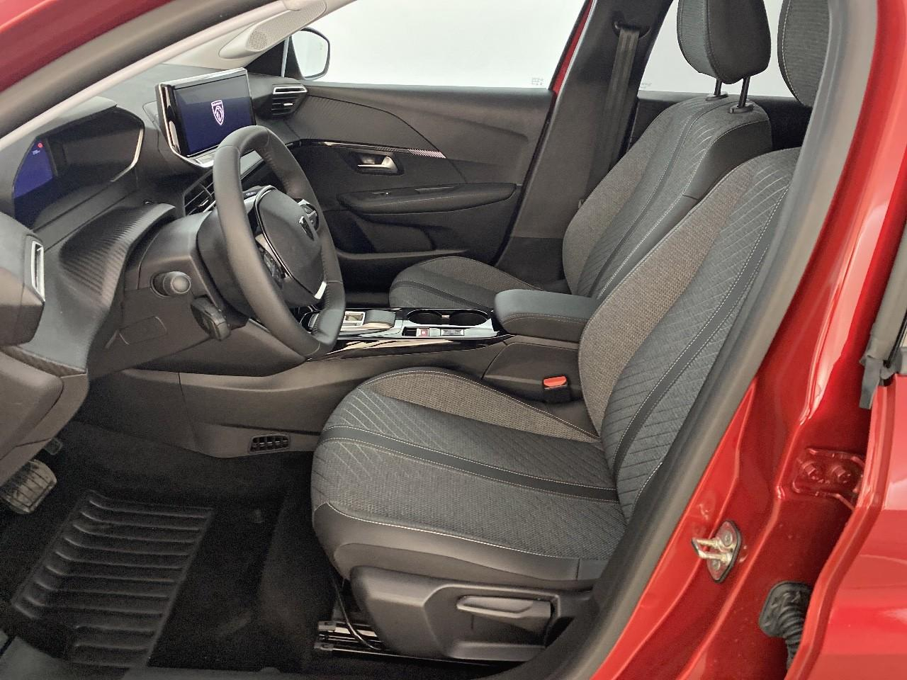 Peugeot 208 hybrid 145 ch e-dcs6 allure — photo 9