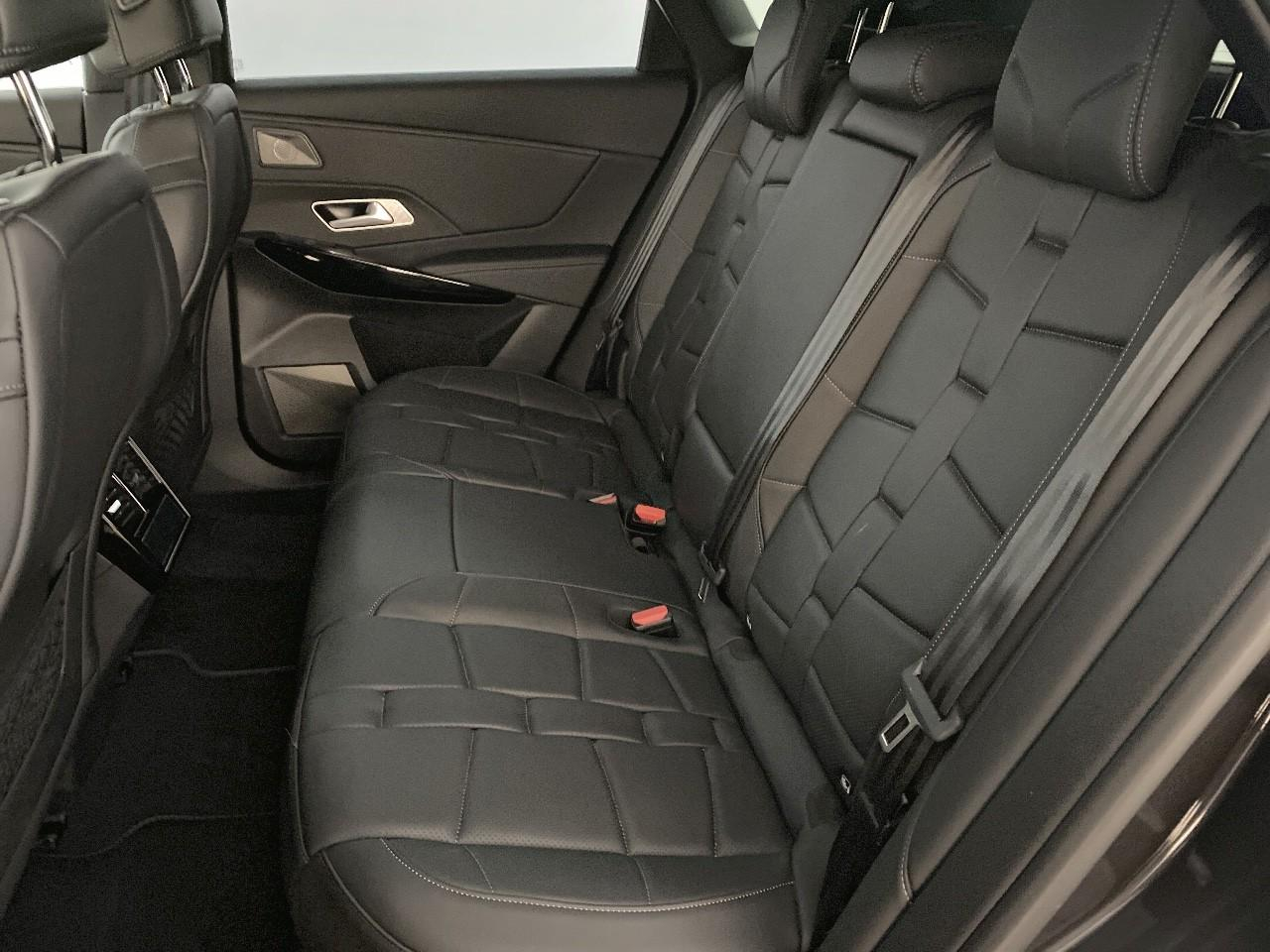 Ds Ds 7 crossback bluehdi 130 eat8 etoile — photo 10