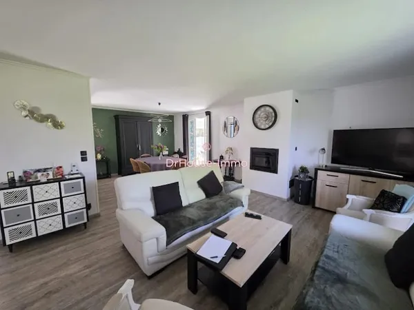 Maison 6 pièces 157 m²