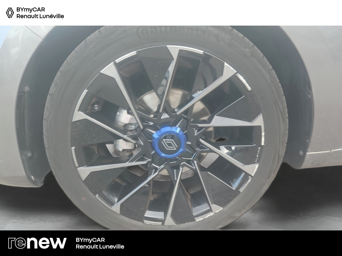 Renault Clio TCe 90 — photo 14