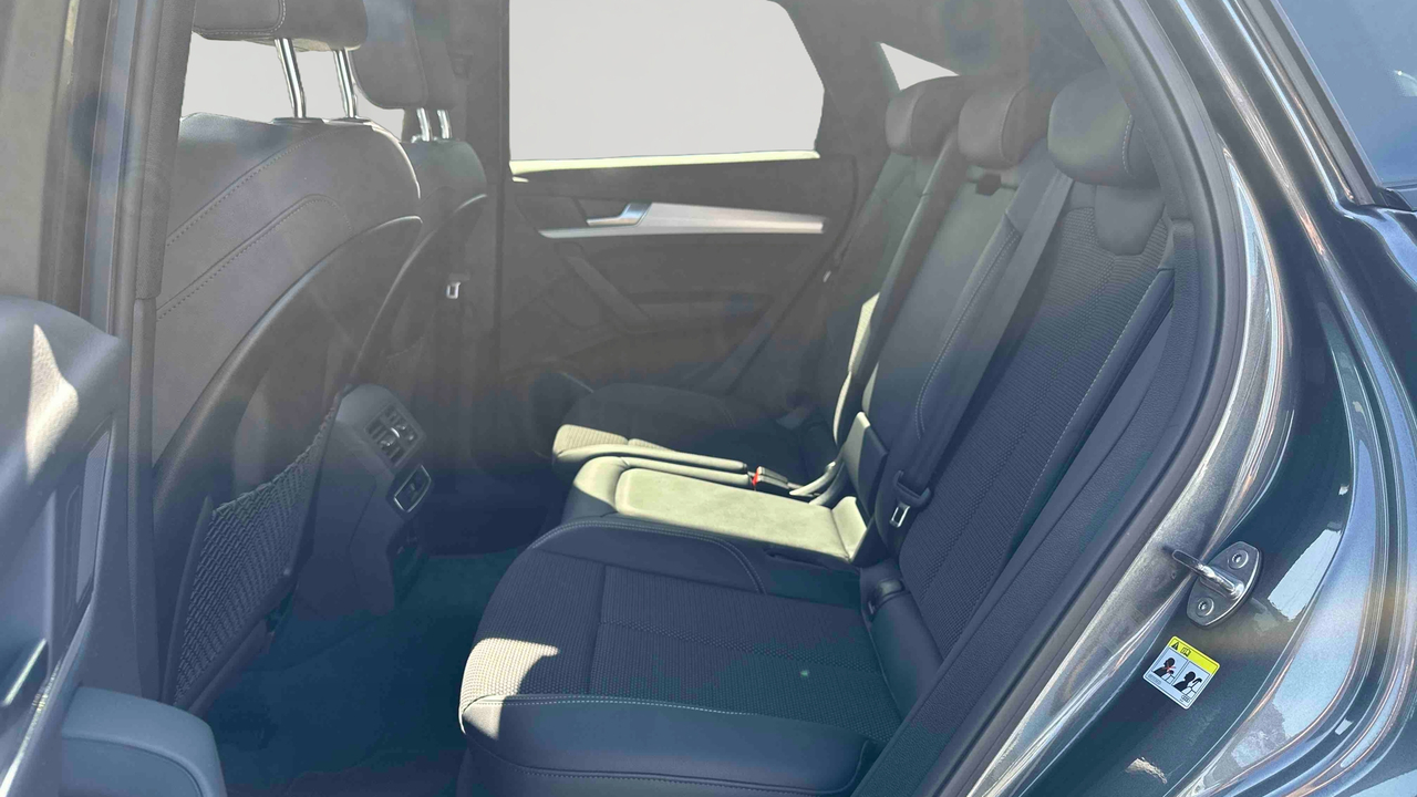 Audi Q5 Sportback 35 TDI 163 S tronic 7 — photo 12