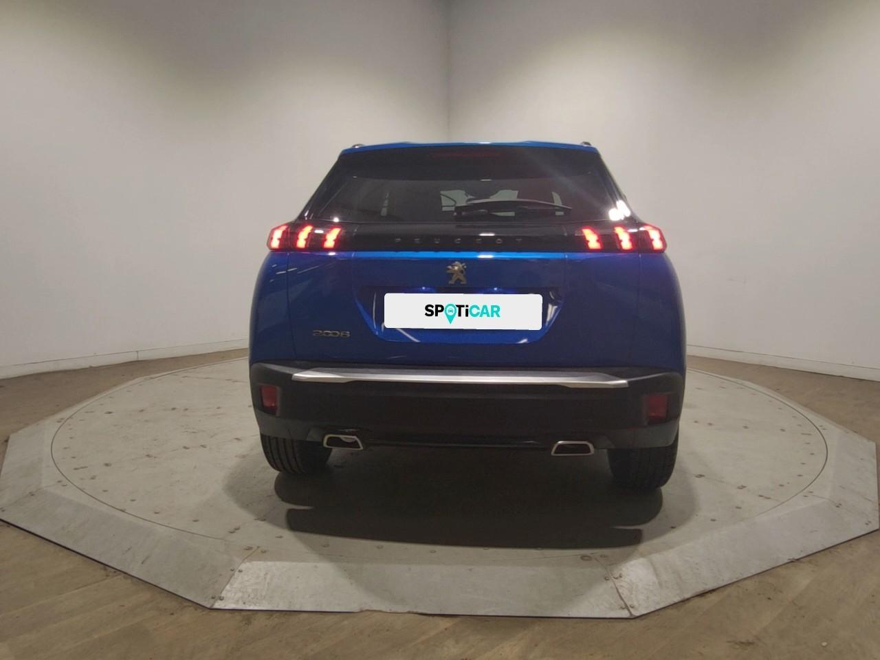 Peugeot 2008 puretech 130 s&s eat8 allure — photo 4