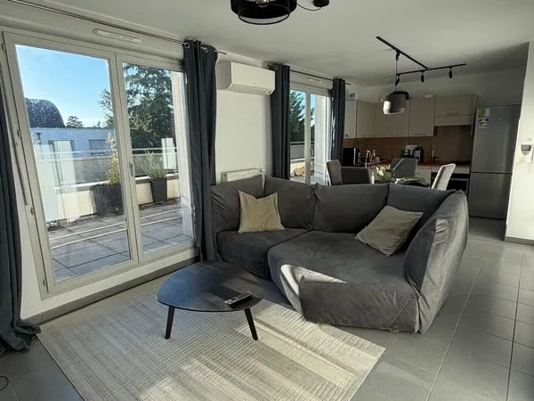 T3 meublé 62 m² - Francheville Bel Air - Terrasse 100 m² & Garage