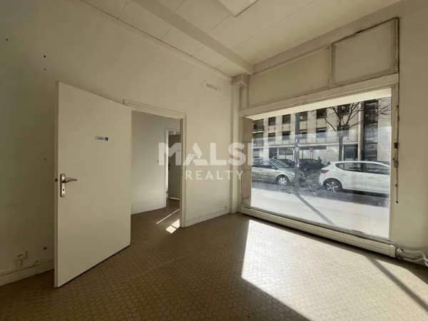 VILLEURBANNE - Local commercial de 41 m² - A LOUER