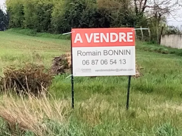 Terrain 590 m² Neuville-de-Poitou