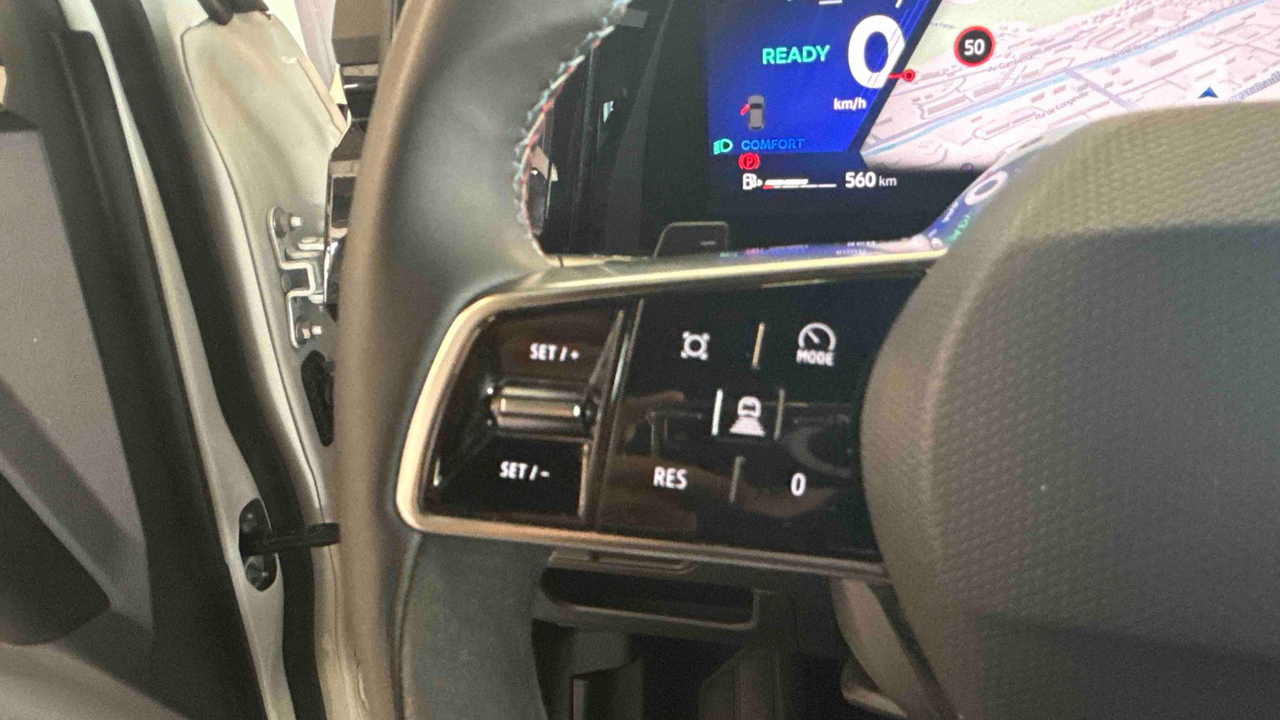 Renault Austral full hybrid E-Tech 200 ch — photo 18