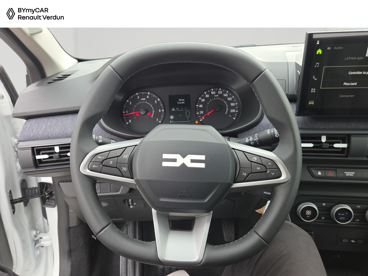 Dacia Sandero TCe 100 — photo 10
