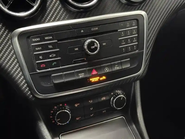 Mercedes Gla 180 intuition — photo 20