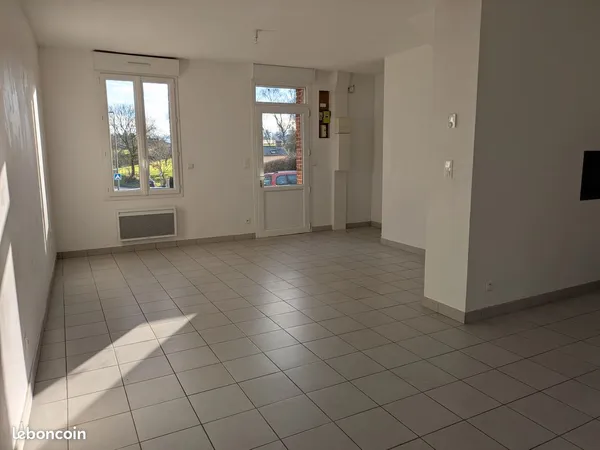 Maison Location Pissy-Pôville 4p 86m² 835€