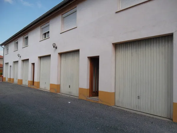 Stationnement Location Roanne 103€