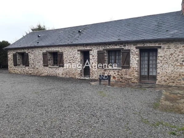 Maison et salle de reception