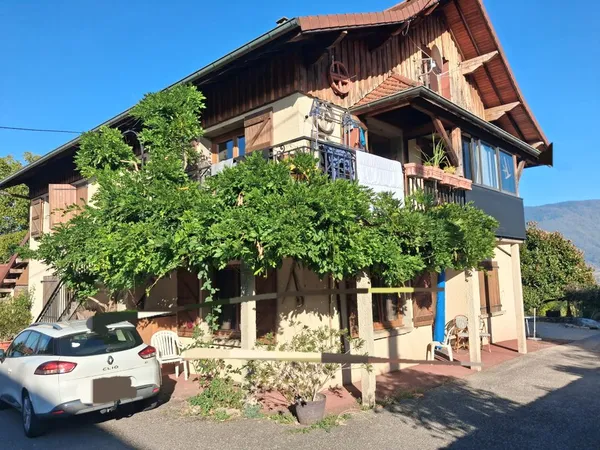 Appartement de 100m2 à louer sur Loisieux