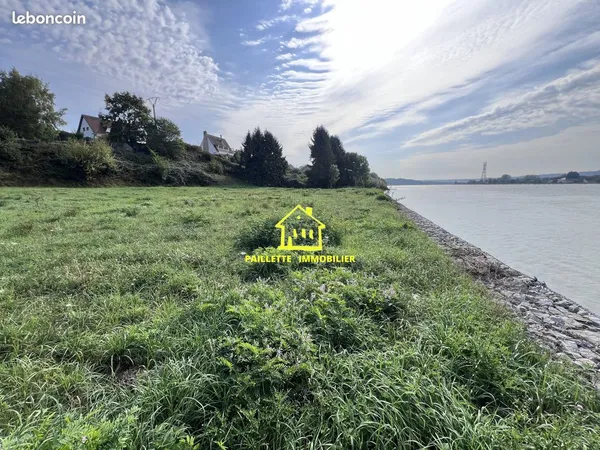 Terrain 700 m² Le Trait