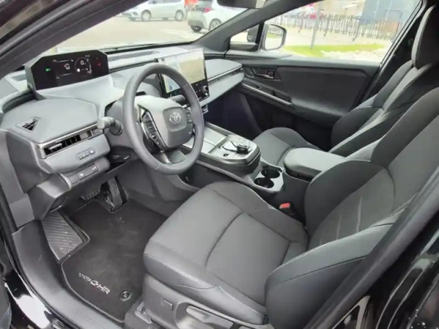 Toyota C-Hr design grande autonomie 77 kwh 224ch + — photo 10