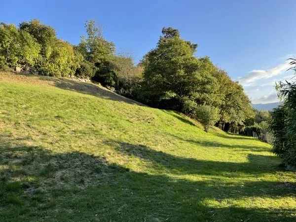 Terrain 4000 m²