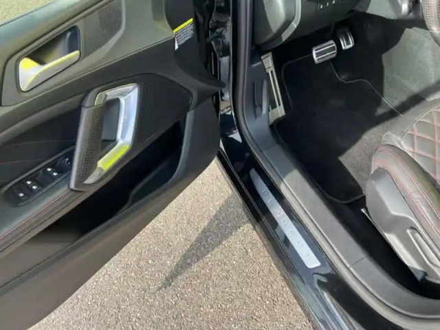 Peugeot 308 gt 1.6 224 ch eat8 — photo 14