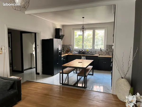 Chambre meublée maison Glangeaud